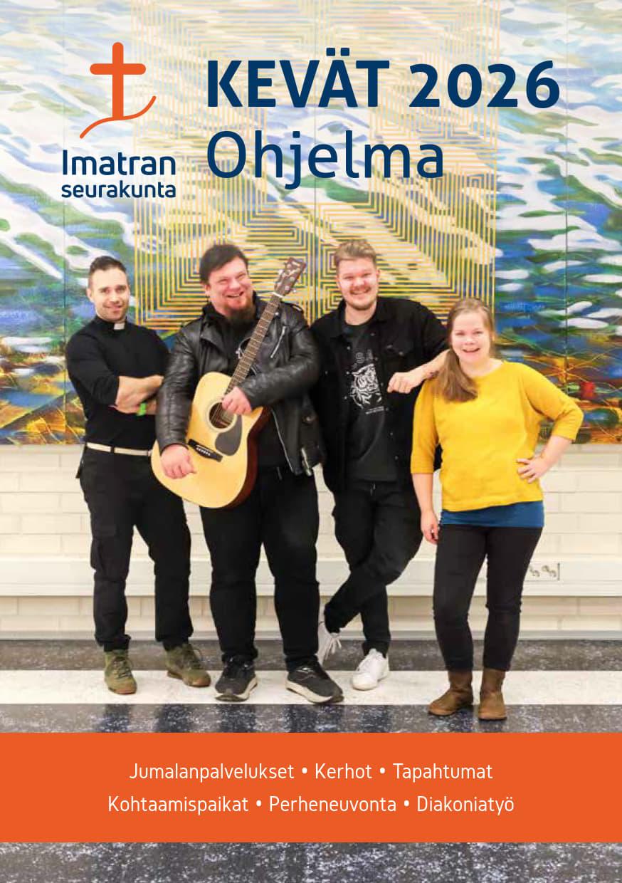 Imatran seurakunnan nuorisotyön tiimin jäseniä Olavinkulmassa. Kuvassa on iloinen tunnelma.